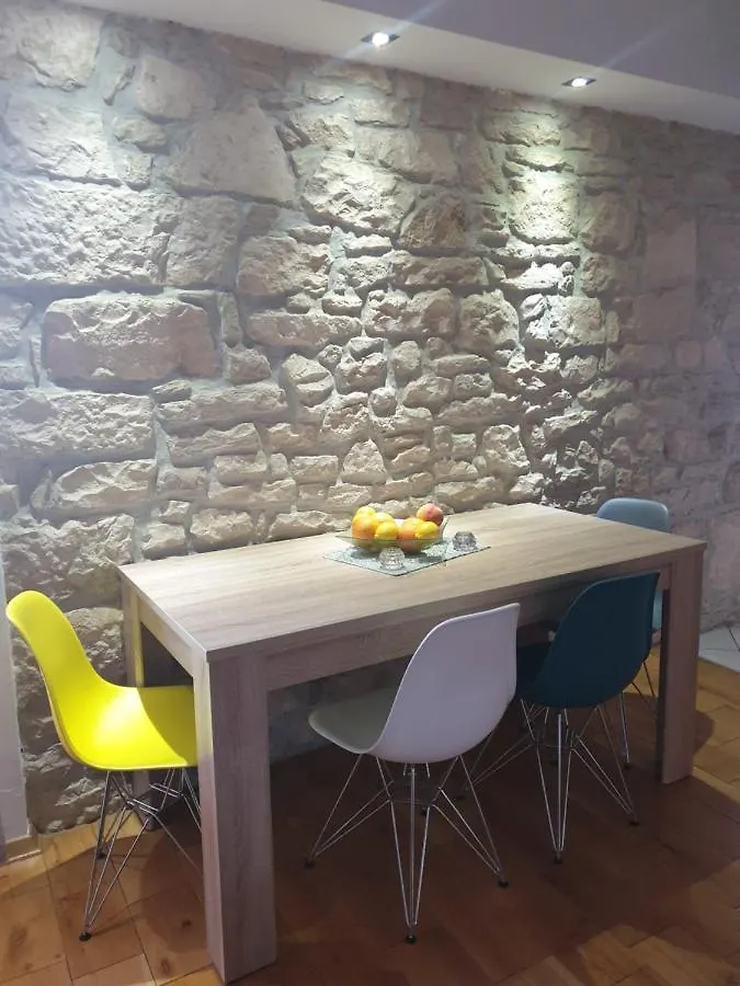 Apartman The Color Of Summer Apartment Cres