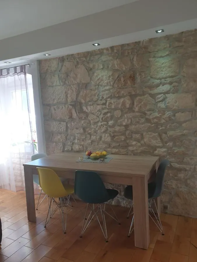 Apartman The Color Of Summer Apartment Cres